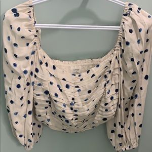 Wilfred size medium never been worn crop top as seen on bachelorette